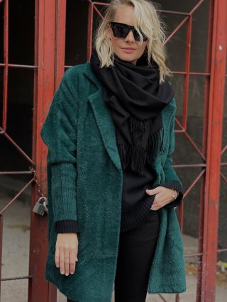 ✨ V jednoduchosti je krása – a s našimi alpakovými kabáty za skvělých 990 Kč to platí dvojnásob! ✨ ✔️ Hřejivý a příjemný...