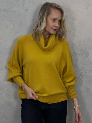 Zima se blíží… a s ní i čas na pořádně stylový svetr! ❄️ Který z těchto kousků by vám neměl chybět ve skříni?...